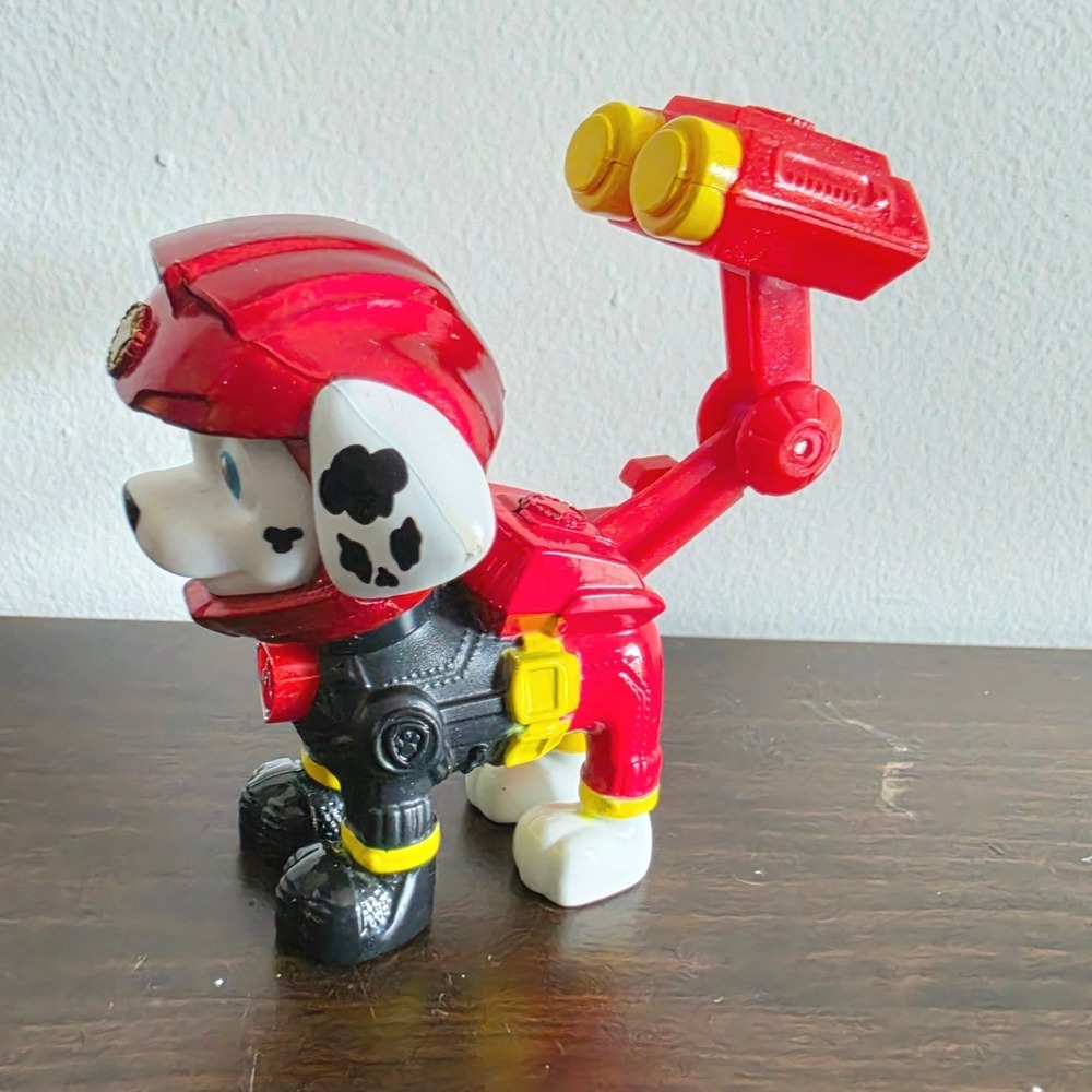 Paw Patrol Marshall Fire Rescue Action Figure Pop-up Water Cannon 00825BDM